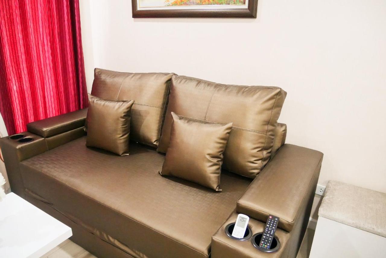 Seven Seas Resort Pattaya & Sofa Bed Джомтиен Бийч Екстериор снимка