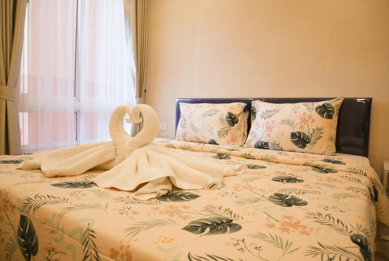 Seven Seas Resort Pattaya & Sofa Bed Джомтиен Бийч Екстериор снимка